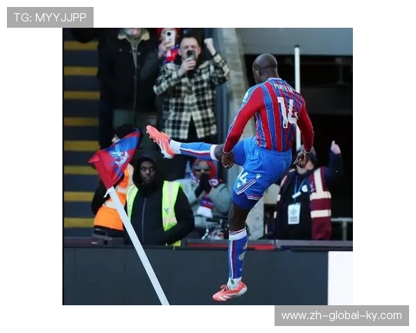 曼联定位球防守面临考验 禁区内拉扯纠缠成丢球主要方式