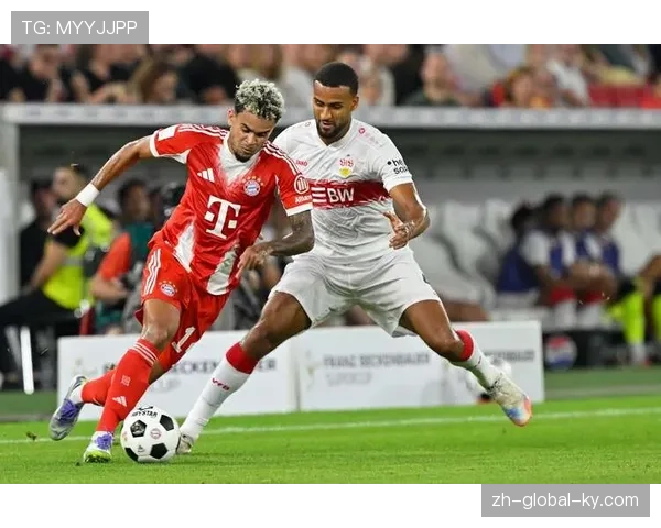 凯恩回撤组织串联能力增强 现代中锋战术价值全面释放